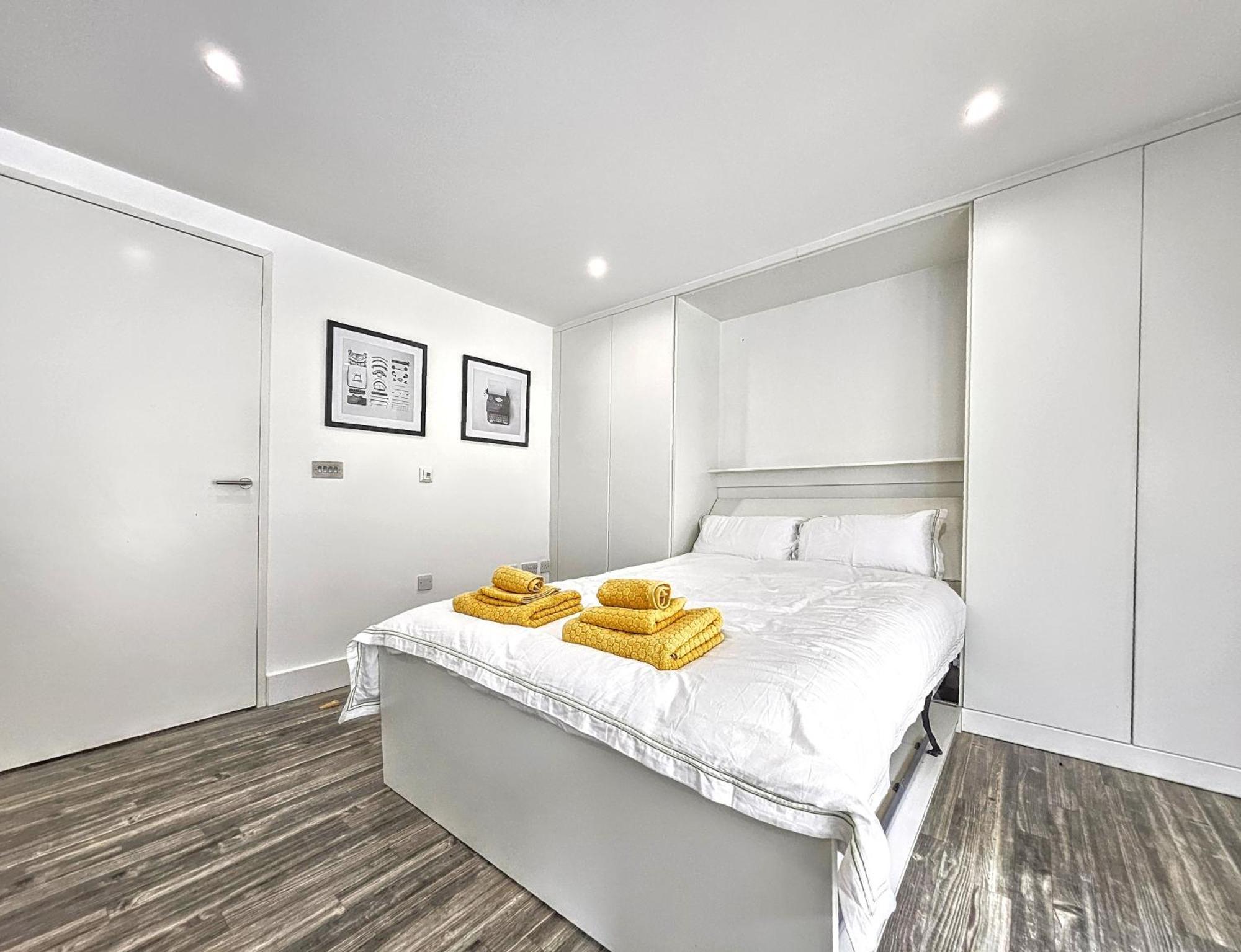 City Waterside, Old Street, Angel, Entire Private Apartment Londres Extérieur photo