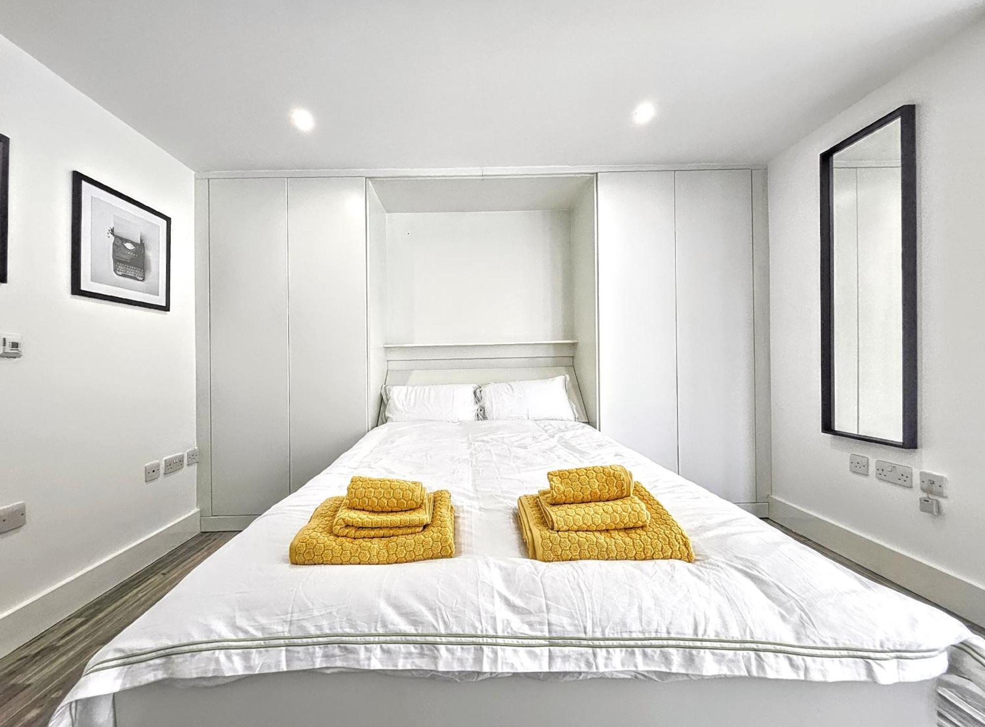 City Waterside, Old Street, Angel, Entire Private Apartment Londres Extérieur photo